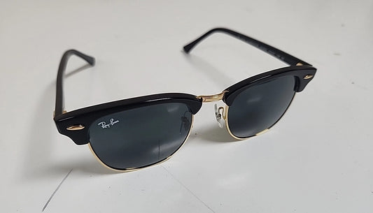 Lentes Ray-Ban Clubmaster Classic Icons - Where Retro Meets Modern Chic